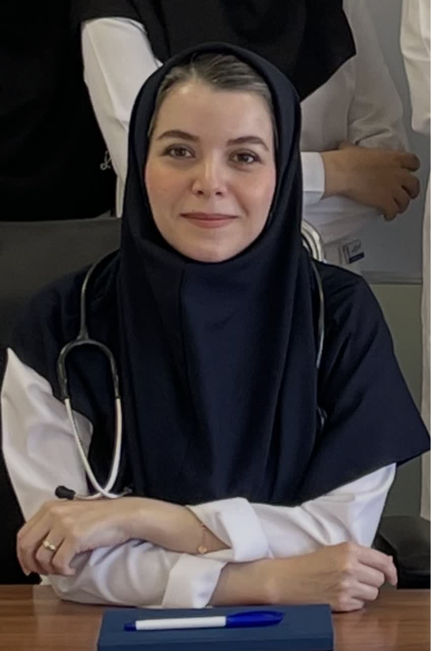 خانم دکتر سارا قهرمانی